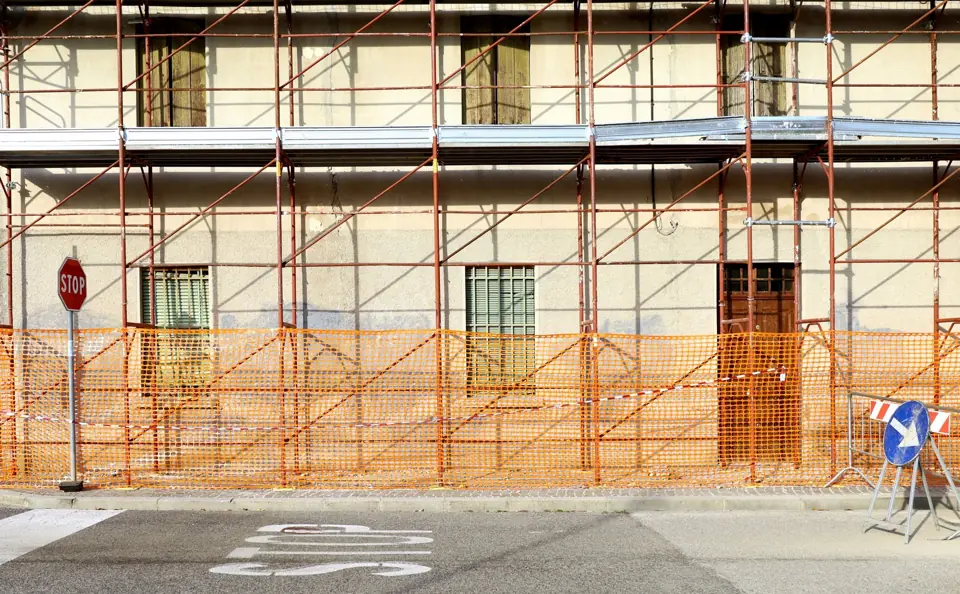 Steiger huren, compleet opgebouwd en weer afgebouwd